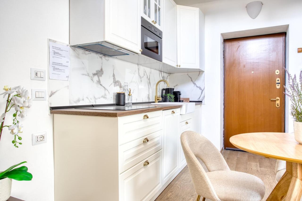 Trendy Loft Escape Corso Como Милан Экстерьер фото