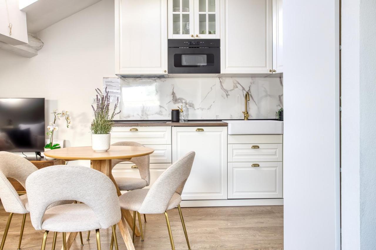 Trendy Loft Escape Corso Como Милан Экстерьер фото